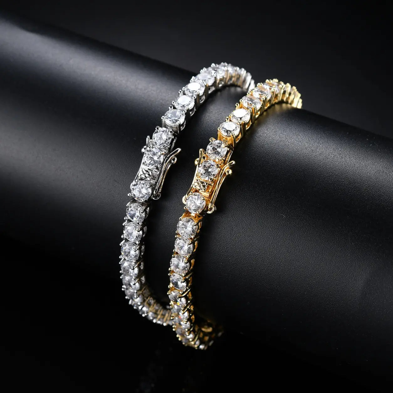 Pulseira Riviera Dourada Cravejada